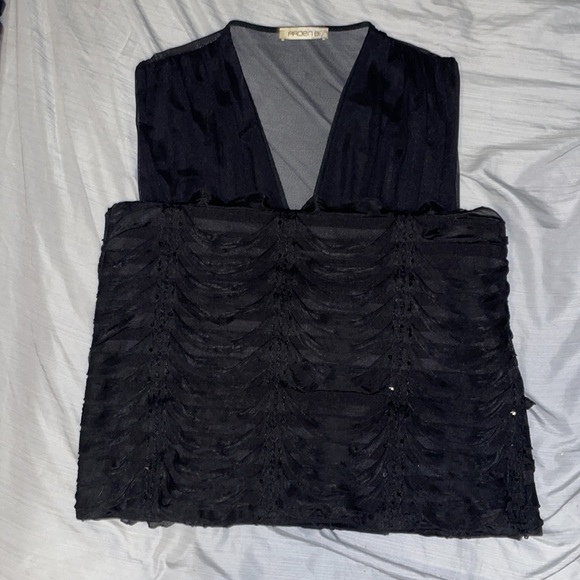 Dress - Picture 2 of 4